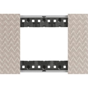 Living Now Bticino Rama ornament 3P optic KA4803MM