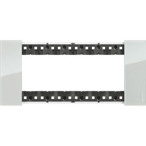 Living Now Bticino Rama ornament 6M sky KA4806DA